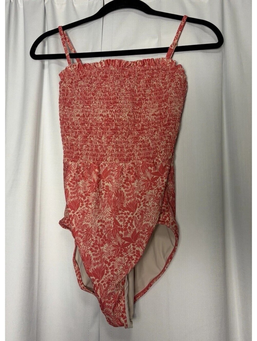 Hermoza Smocked Dusty Pink Floral Leaves One Piece Swimsuit Boho Size 6 $128
